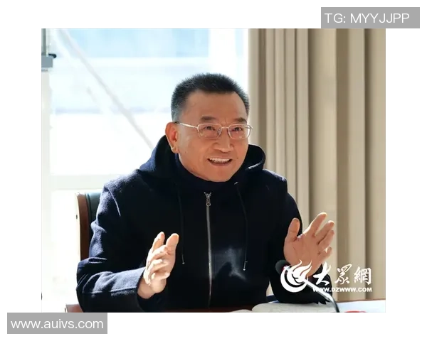 重庆篮球队灵活性解析：战术创新与球员适应能力的深度探讨